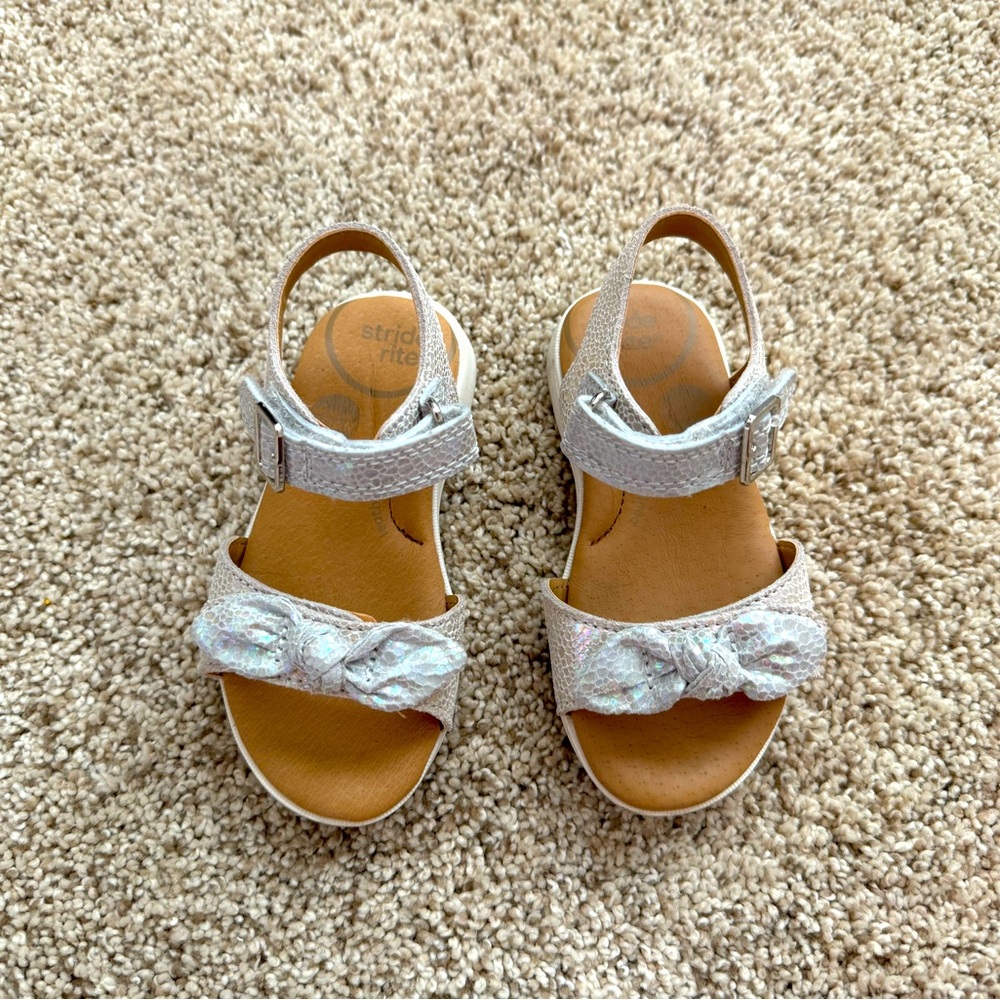 Stride Rite Sandals, Size 7, Sparkly White